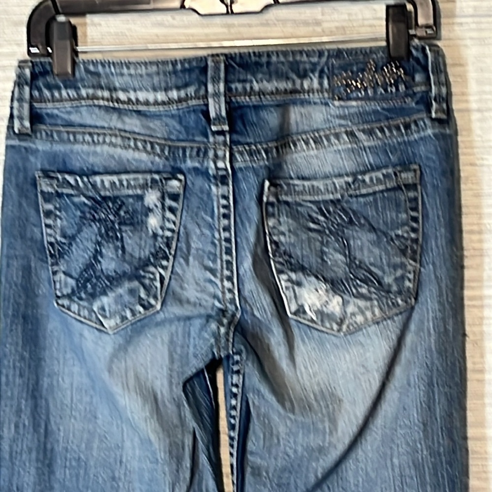 Silver Jeans Co. Distressed Flare Jeans – Blue – Size 26x33 (804) - Picture 8 of 9